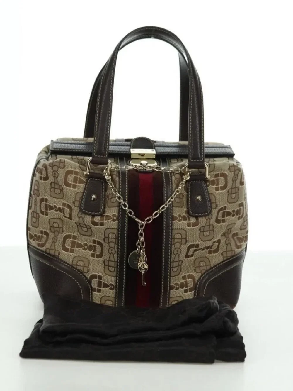 Gucci brand	gucci color	brown